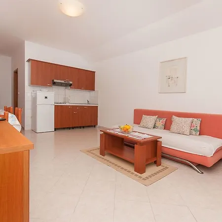 Igor Apartment Krvavica